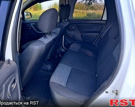 Білий Дачія Duster, об'ємом двигуна 1.6 л та пробігом 170 тис. км за 8000 $, фото 11 на Automoto.ua