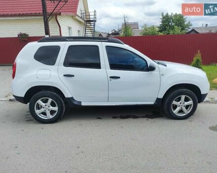 Белый Дачия Duster, объемом двигателя 1.6 л и пробегом 226 тыс. км за 7500 $, фото 4 на Automoto.ua