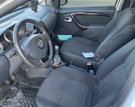 Белый Дачия Duster, объемом двигателя 1.46 л и пробегом 263 тыс. км за 9200 $, фото 9 на Automoto.ua