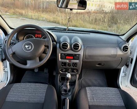 Білий Дачія Duster, об'ємом двигуна 1.5 л та пробігом 182 тис. км за 8999 $, фото 35 на Automoto.ua