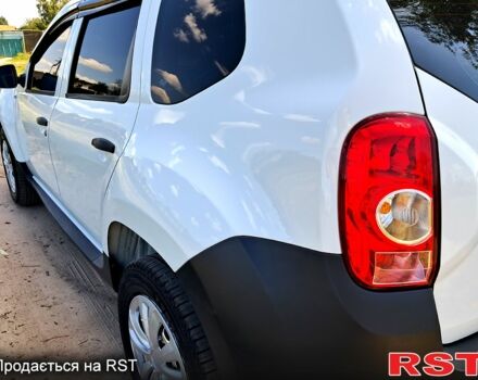 Білий Дачія Duster, об'ємом двигуна 1.6 л та пробігом 170 тис. км за 8000 $, фото 5 на Automoto.ua