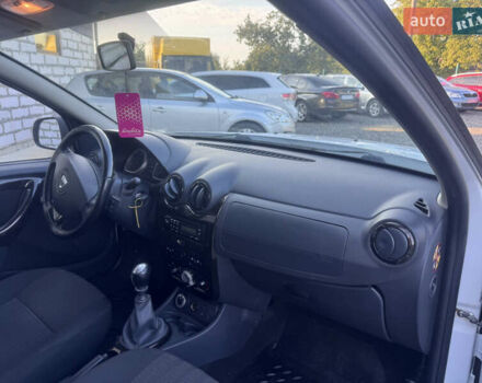 Білий Дачія Duster, об'ємом двигуна 1.5 л та пробігом 180 тис. км за 9850 $, фото 16 на Automoto.ua