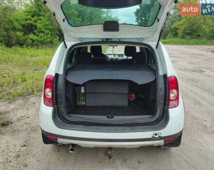 Белый Дачия Duster, объемом двигателя 1.5 л и пробегом 166 тыс. км за 9000 $, фото 12 на Automoto.ua