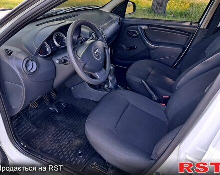 Білий Дачія Duster, об'ємом двигуна 1.6 л та пробігом 170 тис. км за 8000 $, фото 9 на Automoto.ua
