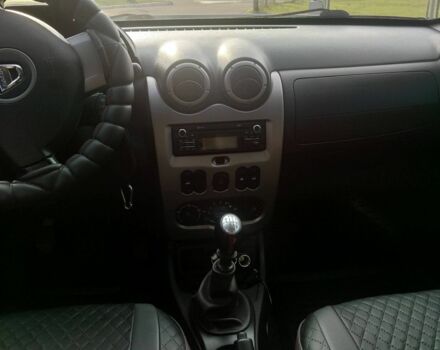 Белый Дачия Duster, объемом двигателя 1.5 л и пробегом 220 тыс. км за 10513 $, фото 6 на Automoto.ua