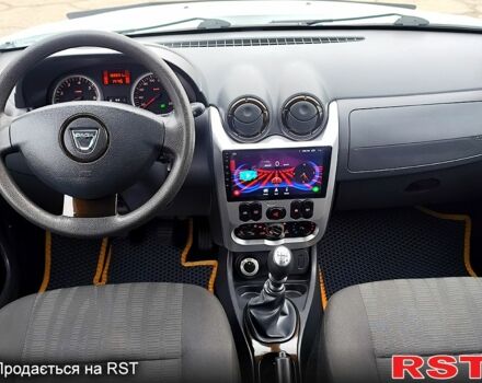 Белый Дачия Duster, объемом двигателя 1.5 л и пробегом 168 тыс. км за 10700 $, фото 7 на Automoto.ua