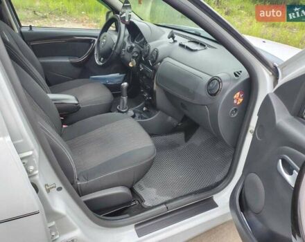 Белый Дачия Duster, объемом двигателя 1.5 л и пробегом 166 тыс. км за 9000 $, фото 6 на Automoto.ua