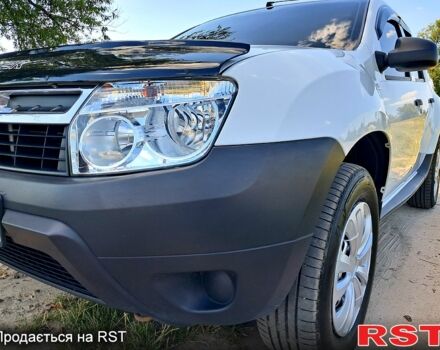 Білий Дачія Duster, об'ємом двигуна 1.6 л та пробігом 170 тис. км за 8000 $, фото 7 на Automoto.ua