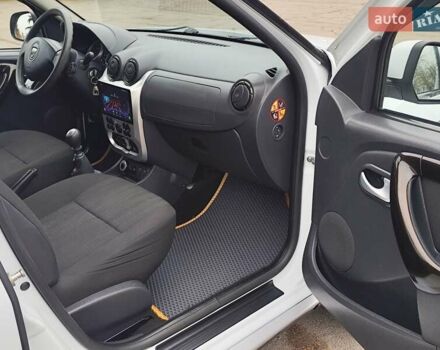 Белый Дачия Duster, объемом двигателя 1.5 л и пробегом 168 тыс. км за 10700 $, фото 20 на Automoto.ua