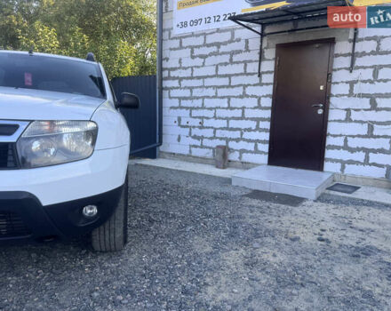 Білий Дачія Duster, об'ємом двигуна 1.5 л та пробігом 180 тис. км за 9850 $, фото 4 на Automoto.ua