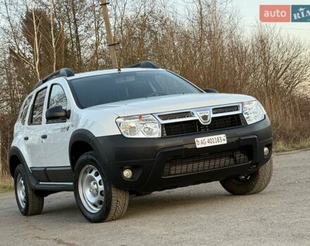 Білий Дачія Duster, об'ємом двигуна 1.5 л та пробігом 182 тис. км за 8999 $, фото 1 на Automoto.ua