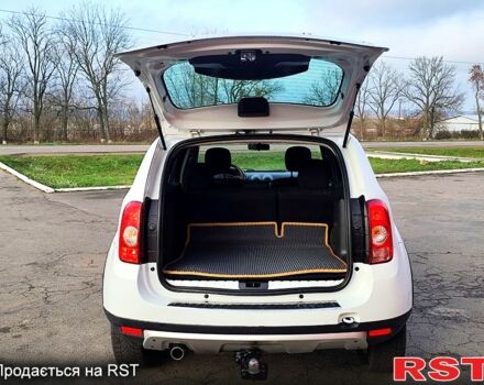 Білий Дачія Duster, об'ємом двигуна 1.5 л та пробігом 168 тис. км за 10700 $, фото 12 на Automoto.ua