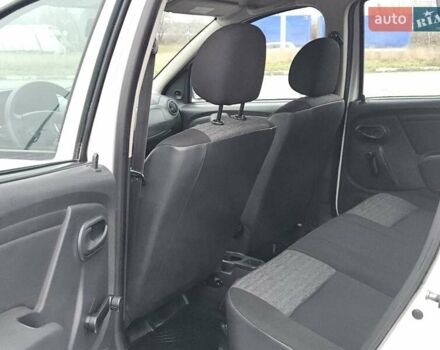 Білий Дачія Duster, об'ємом двигуна 1.6 л та пробігом 122 тис. км за 8300 $, фото 20 на Automoto.ua