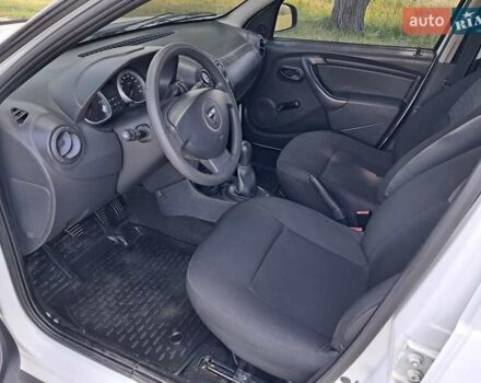 Белый Дачия Duster, объемом двигателя 1.6 л и пробегом 172 тыс. км за 9000 $, фото 14 на Automoto.ua