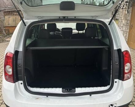 Белый Дачия Duster, объемом двигателя 1.5 л и пробегом 168 тыс. км за 8350 $, фото 5 на Automoto.ua