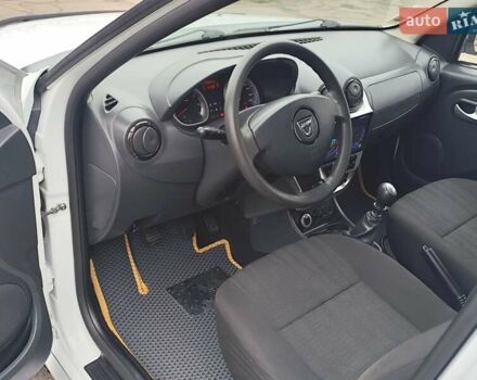 Белый Дачия Duster, объемом двигателя 1.5 л и пробегом 168 тыс. км за 10700 $, фото 30 на Automoto.ua