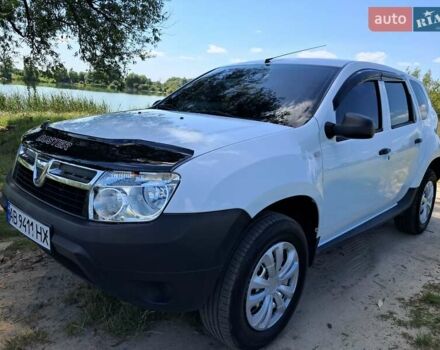 Белый Дачия Duster, объемом двигателя 1.6 л и пробегом 172 тыс. км за 9000 $, фото 12 на Automoto.ua