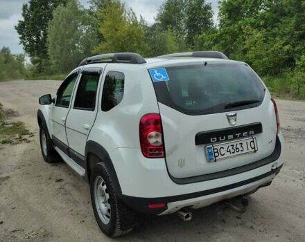 Белый Дачия Duster, объемом двигателя 1.5 л и пробегом 166 тыс. км за 9000 $, фото 1 на Automoto.ua