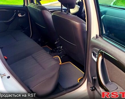 Білий Дачія Duster, об'ємом двигуна 1.5 л та пробігом 168 тис. км за 10700 $, фото 11 на Automoto.ua