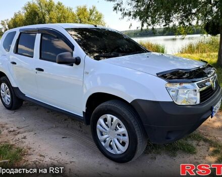 Білий Дачія Duster, об'ємом двигуна 1.6 л та пробігом 170 тис. км за 8000 $, фото 3 на Automoto.ua