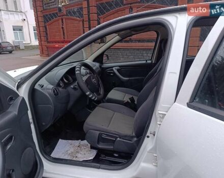 Белый Дачия Duster, объемом двигателя 1.6 л и пробегом 227 тыс. км за 7777 $, фото 13 на Automoto.ua
