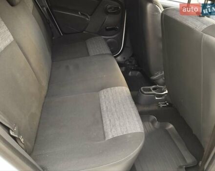 Белый Дачия Duster, объемом двигателя 1.6 л и пробегом 220 тыс. км за 7199 $, фото 13 на Automoto.ua