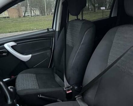 Белый Дачия Duster, объемом двигателя 1.5 л и пробегом 274 тыс. км за 7400 $, фото 7 на Automoto.ua