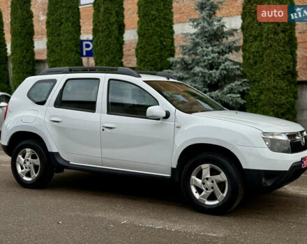 Дачия Duster 2013 в Ровно на Automoto.ua Белый Дачия Duster, объемом двигателя 1.6 л и пробегом 213 тыс. км за 7699 $, фото 4 на Automoto.ua