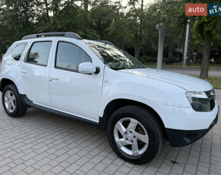 Белый Дачия Duster, объемом двигателя 1.6 л и пробегом 213 тыс. км за 7299 $, фото 3 на Automoto.ua