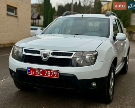 Дачия Duster 2013 в Ровно на Automoto.ua Белый Дачия Duster, объемом двигателя 1.6 л и пробегом 213 тыс. км за 7699 $, фото 1 на Automoto.ua