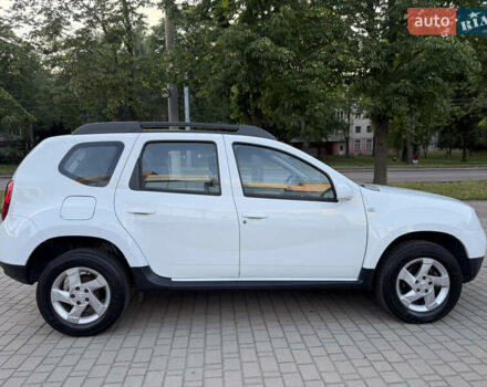 Белый Дачия Duster, объемом двигателя 1.6 л и пробегом 213 тыс. км за 7299 $, фото 4 на Automoto.ua