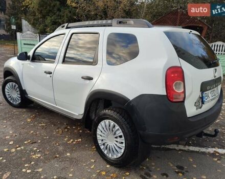 Белый Дачия Duster, объемом двигателя 1.6 л и пробегом 220 тыс. км за 7199 $, фото 6 на Automoto.ua