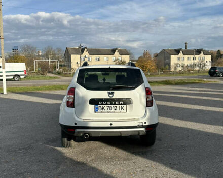 Белый Дачия Duster, объемом двигателя 1.5 л и пробегом 233 тыс. км за 10500 $, фото 4 на Automoto.ua