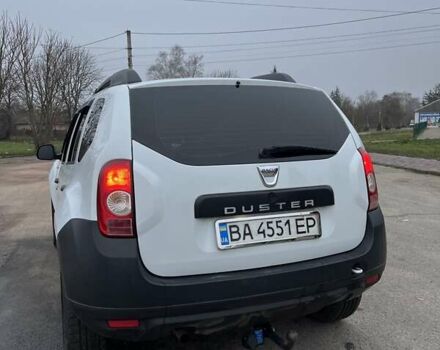 Белый Дачия Duster, объемом двигателя 1.5 л и пробегом 274 тыс. км за 7400 $, фото 1 на Automoto.ua