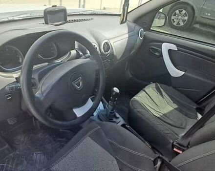 Белый Дачия Duster, объемом двигателя 1.5 л и пробегом 403 тыс. км за 7500 $, фото 2 на Automoto.ua