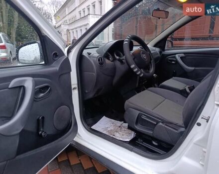 Белый Дачия Duster, объемом двигателя 1.6 л и пробегом 227 тыс. км за 7777 $, фото 11 на Automoto.ua