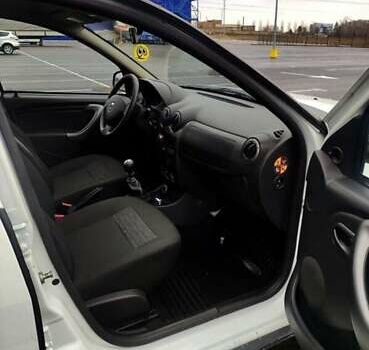 Білий Дачія Duster, об'ємом двигуна 1.6 л та пробігом 157 тис. км за 8499 $, фото 18 на Automoto.ua