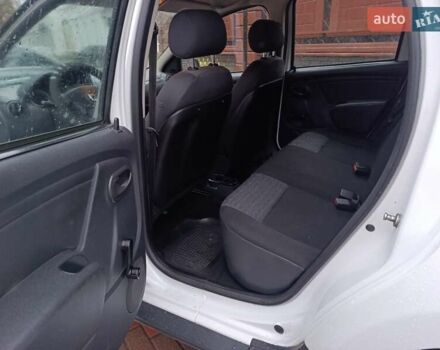 Белый Дачия Duster, объемом двигателя 1.6 л и пробегом 227 тыс. км за 7777 $, фото 12 на Automoto.ua