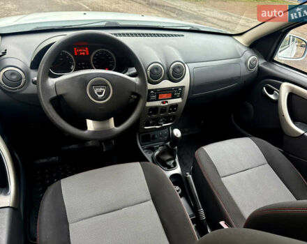 Дачия Duster 2013 в Ровно на Automoto.ua Белый Дачия Duster, объемом двигателя 1.6 л и пробегом 213 тыс. км за 7699 $, фото 23 на Automoto.ua