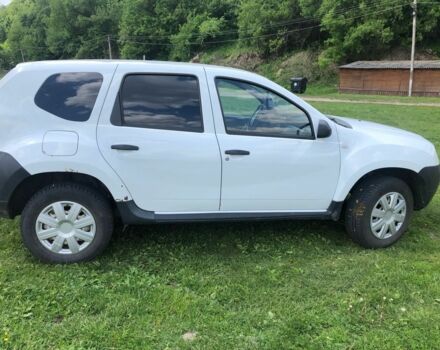Белый Дачия Duster, объемом двигателя 1.6 л и пробегом 322 тыс. км за 8200 $, фото 3 на Automoto.ua