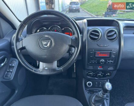Белый Дачия Duster, объемом двигателя 1.6 л и пробегом 203 тыс. км за 9950 $, фото 16 на Automoto.ua