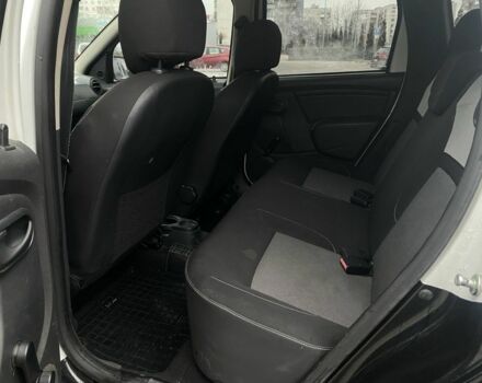 Белый Дачия Duster, объемом двигателя 1.6 л и пробегом 240 тыс. км за 4900 $, фото 6 на Automoto.ua