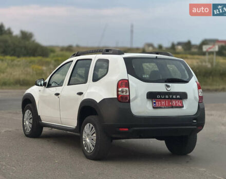 Белый Дачия Duster, объемом двигателя 1.5 л и пробегом 259 тыс. км за 9100 $, фото 3 на Automoto.ua