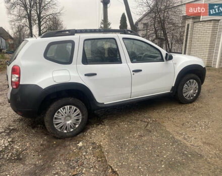Белый Дачия Duster, объемом двигателя 1.5 л и пробегом 263 тыс. км за 9800 $, фото 2 на Automoto.ua