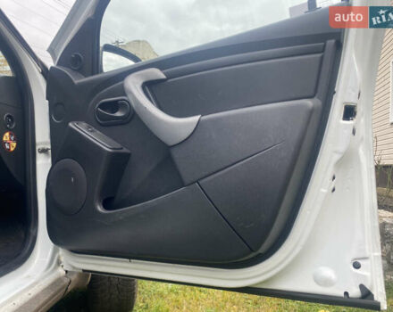 Белый Дачия Duster, объемом двигателя 1.5 л и пробегом 263 тыс. км за 9800 $, фото 8 на Automoto.ua