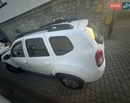 Белый Дачия Duster, объемом двигателя 1.5 л и пробегом 170 тыс. км за 10800 $, фото 1 на Automoto.ua