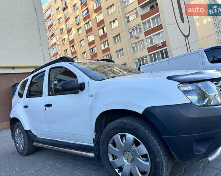 Белый Дачия Duster, объемом двигателя 1.5 л и пробегом 127 тыс. км за 9300 $, фото 6 на Automoto.ua