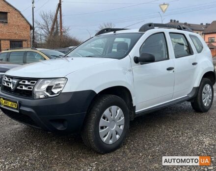 Белый Дачия Duster, объемом двигателя 1.5 л и пробегом 152 тыс. км за 9999 $, фото 2 на Automoto.ua