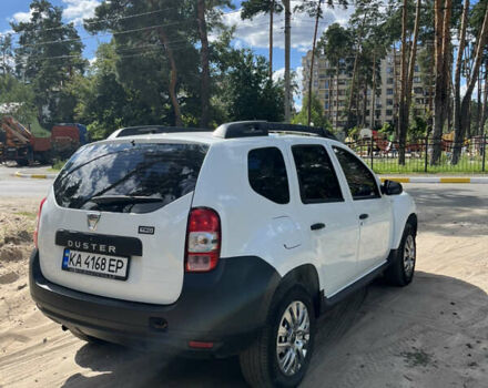 Белый Дачия Duster, объемом двигателя 1.5 л и пробегом 175 тыс. км за 11800 $, фото 5 на Automoto.ua