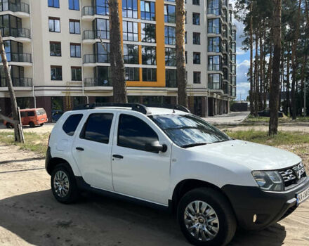 Белый Дачия Duster, объемом двигателя 1.5 л и пробегом 175 тыс. км за 11800 $, фото 2 на Automoto.ua